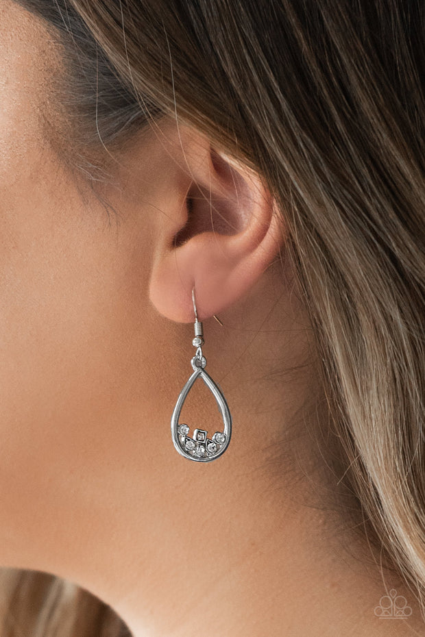 Raindrop Radiance - White Earring